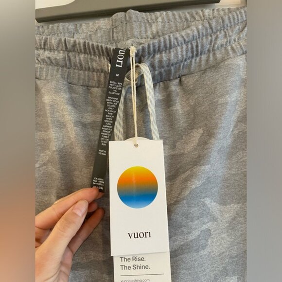 Vuori joggers, gray camo, size M - Picture 4 of 7